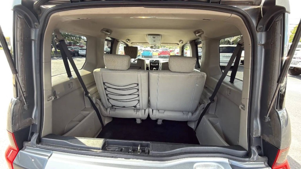 2011 Honda Element Image 17