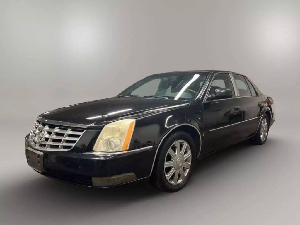 2006 Cadillac DTS Image 1