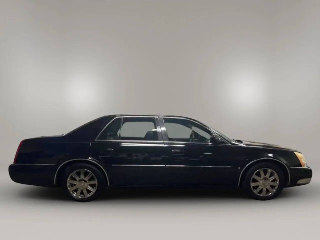 2006 Cadillac DTS Image 6
