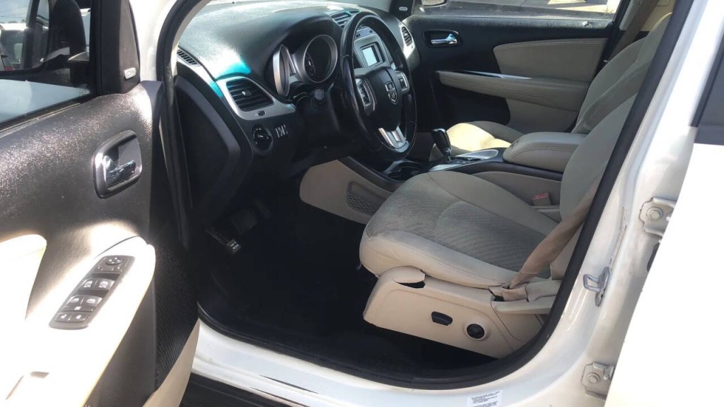 2011 Dodge Journey Image 10