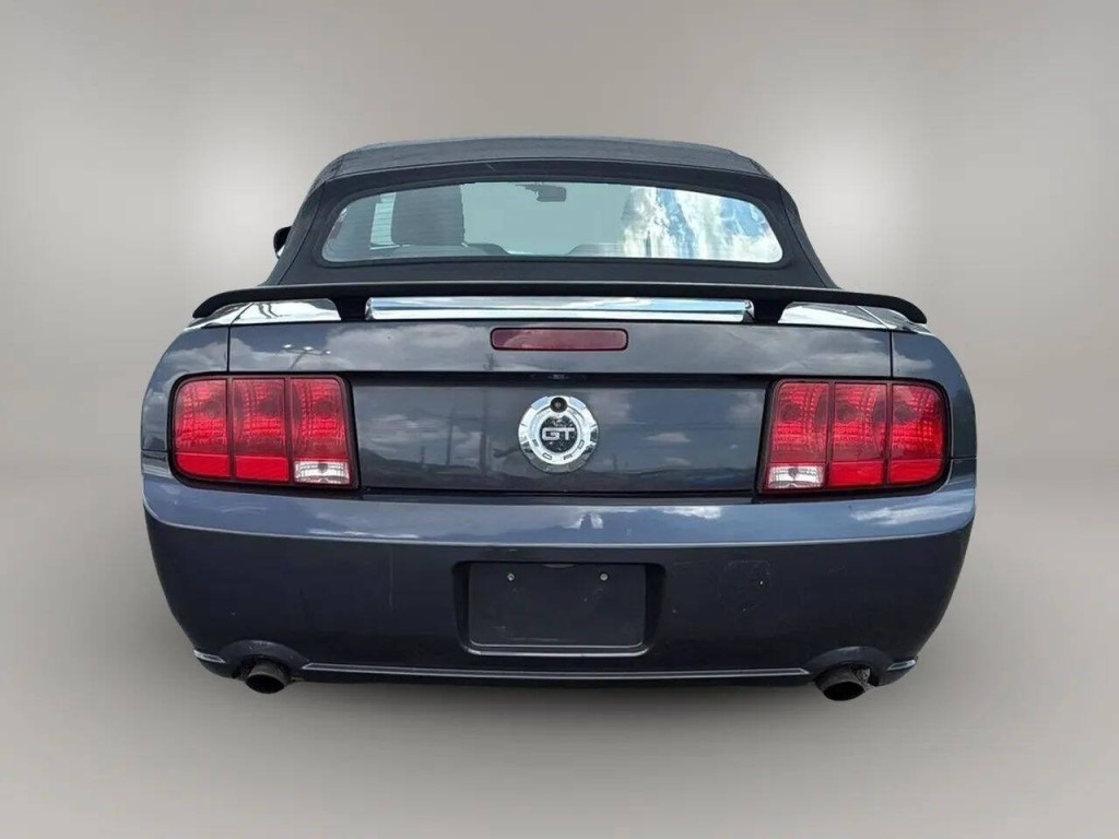 2007 Ford Mustang Image 4