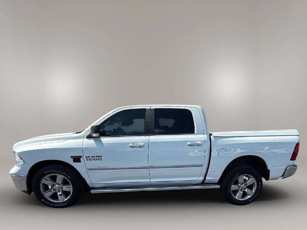 2017 RAM 1500 Image 2