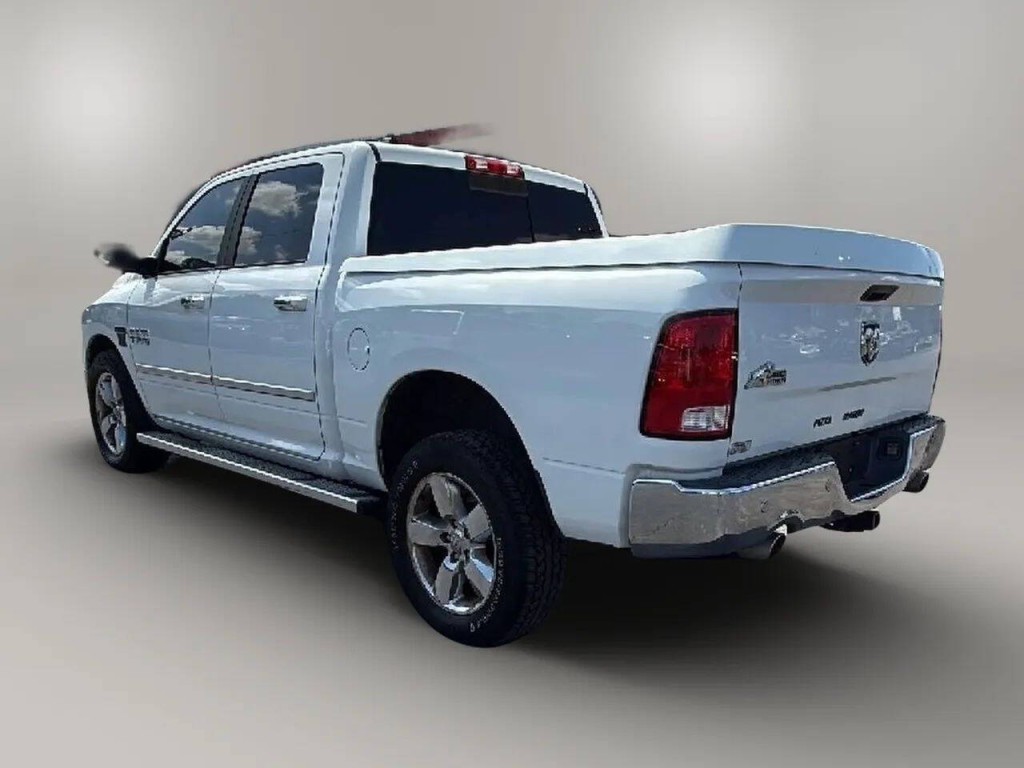 2017 RAM 1500 Image 3