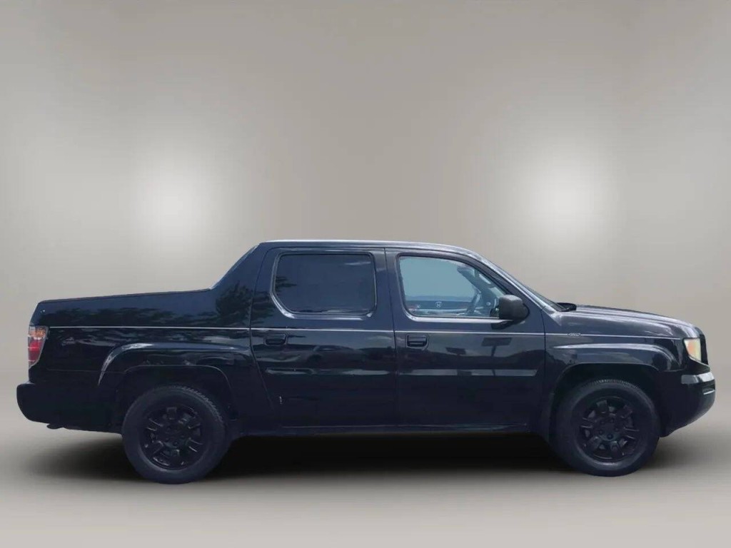 2006 Honda Ridgeline Image 6