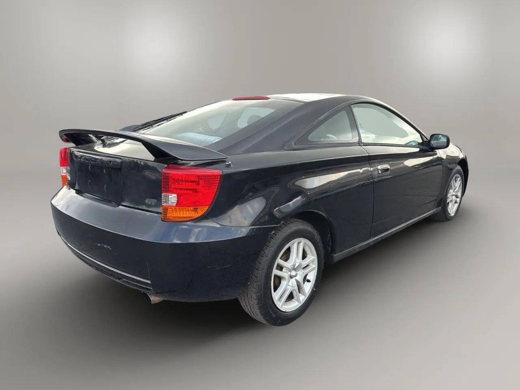 2001 Toyota Celica Image 5
