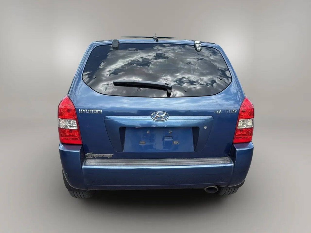 2005 Hyundai Tucson Image 4