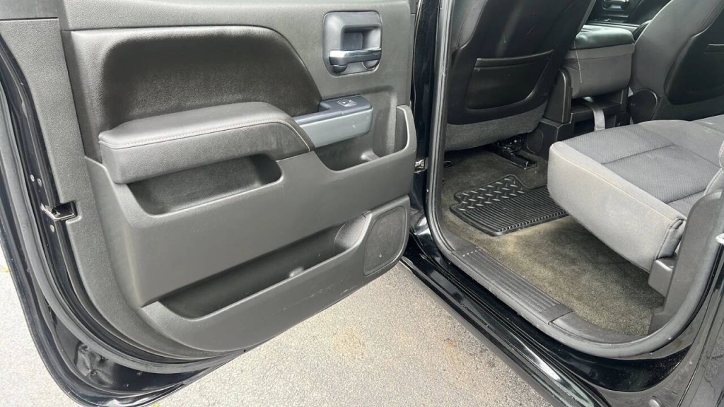 2015 Chevrolet Silverado 1500 Image 11