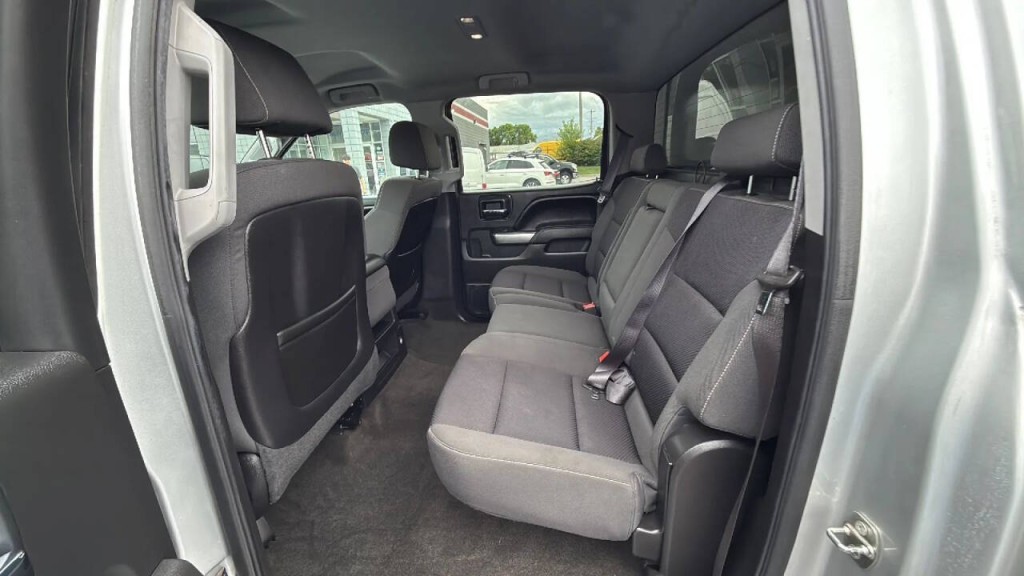 2015 Chevrolet Silverado 1500 Image 13