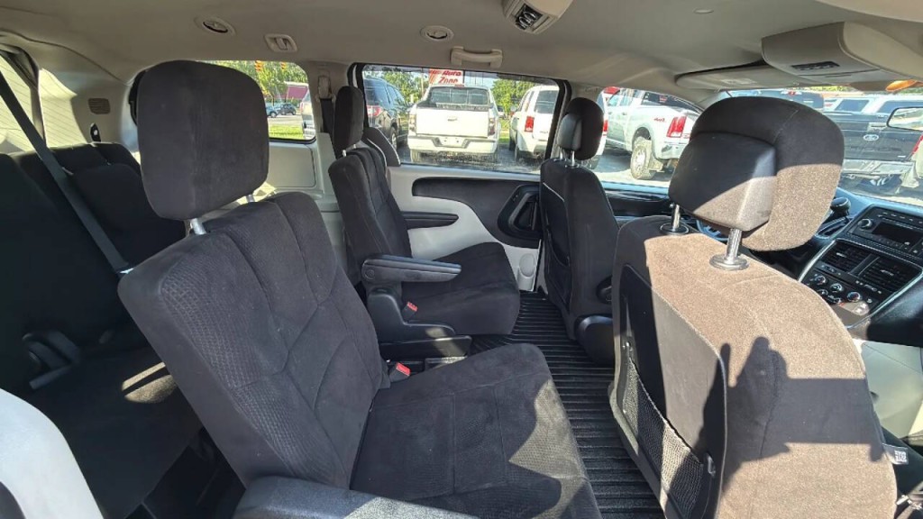 2012 Dodge Grand Caravan Image 19