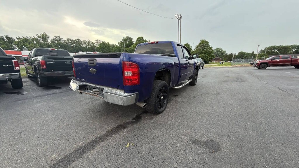 2010 Chevrolet Silverado 1500 Image 5