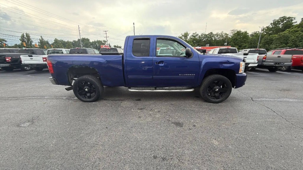 2010 Chevrolet Silverado 1500 Image 6