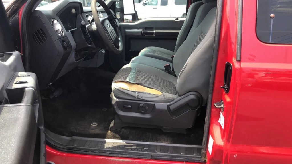 2012 Ford F-250 Image 9