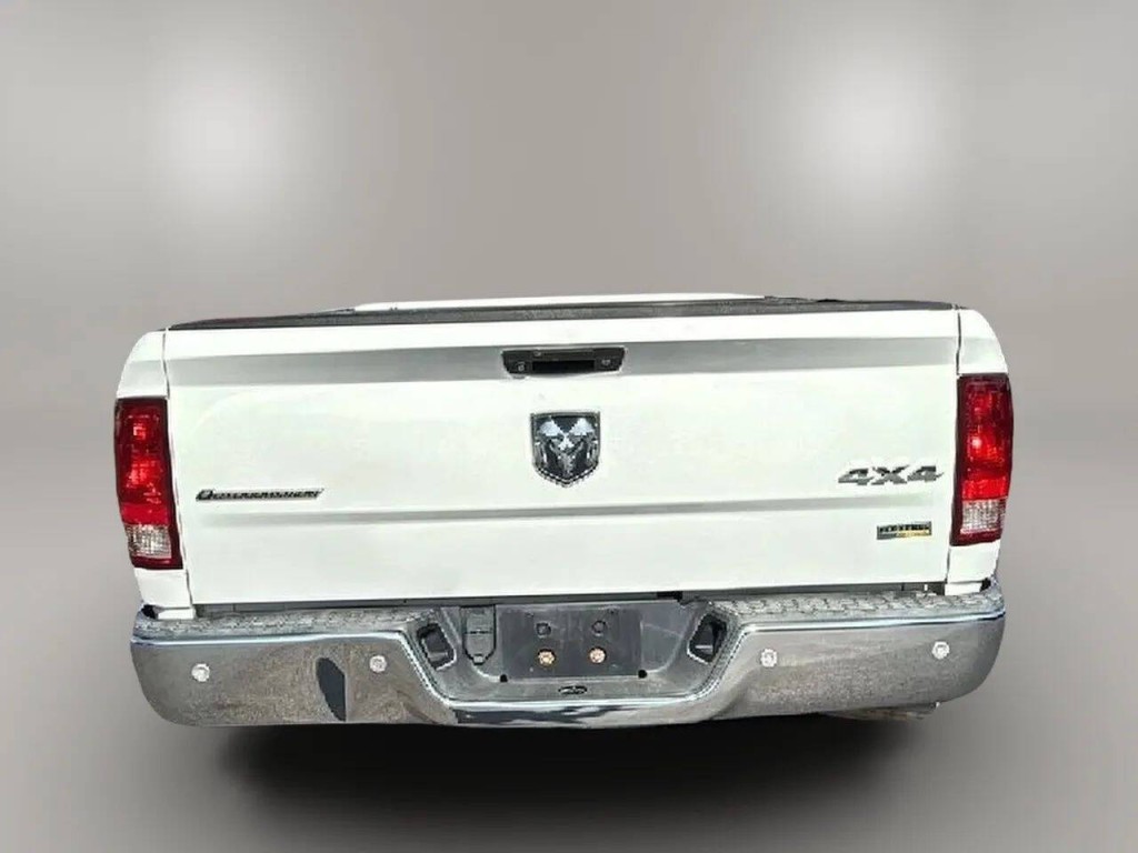 2015 RAM 1500 Image 6