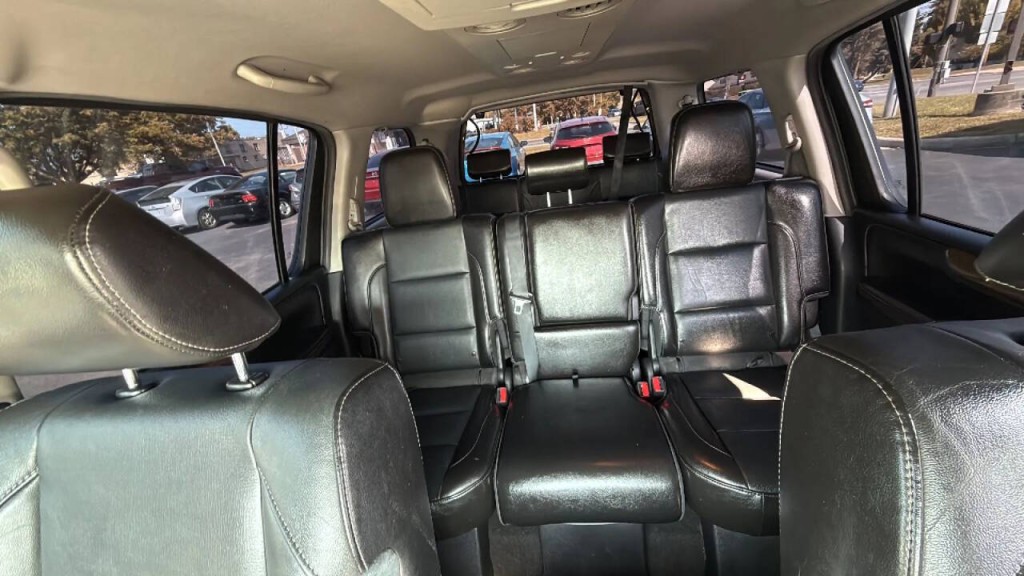 2012 Nissan Armada Image 19