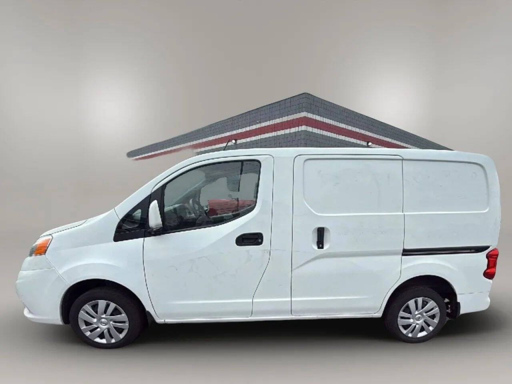2019 Nissan NV200 Image 2