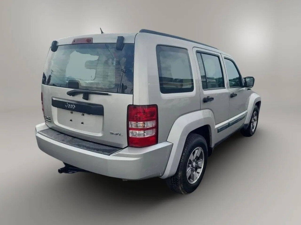 2008 Jeep Liberty Image 5