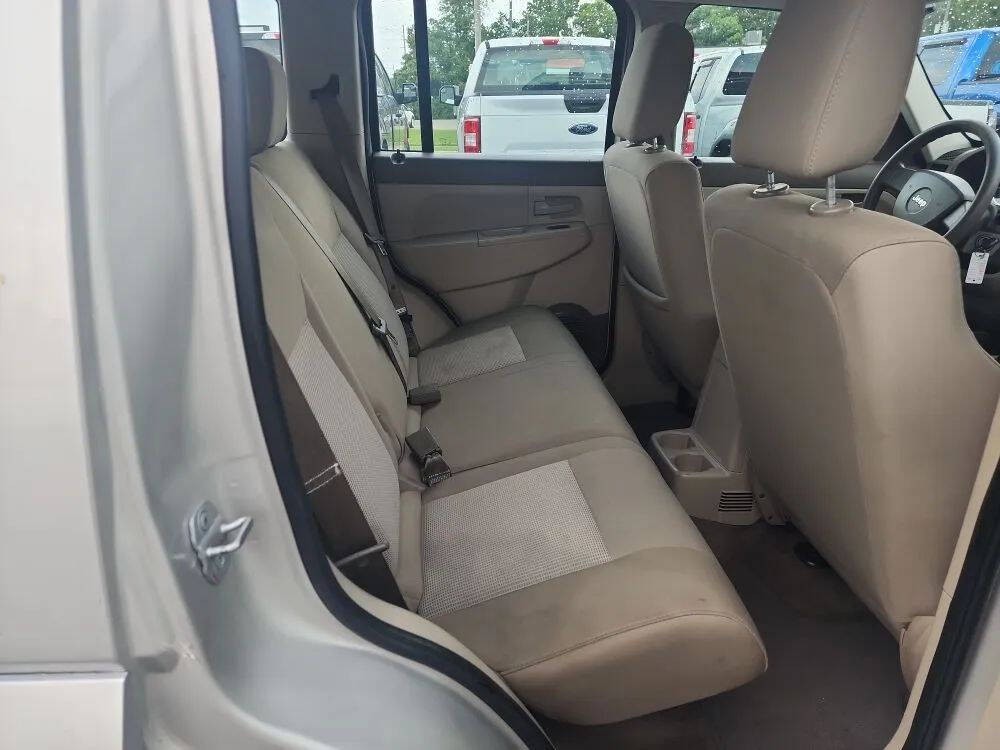 2008 Jeep Liberty Image 13