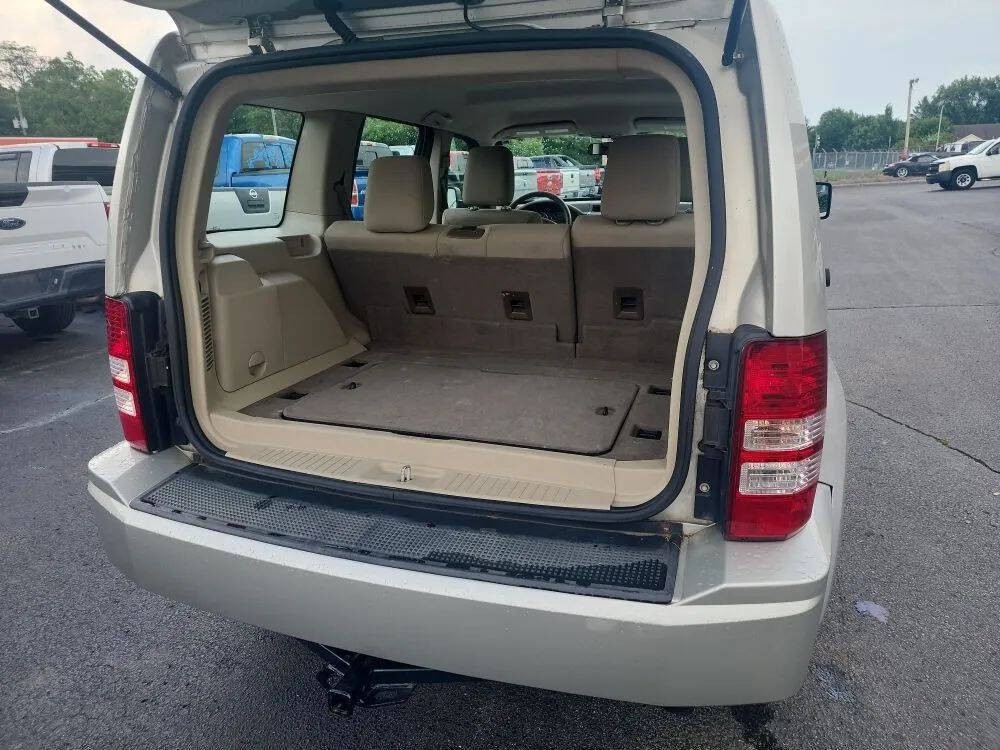 2008 Jeep Liberty Image 14