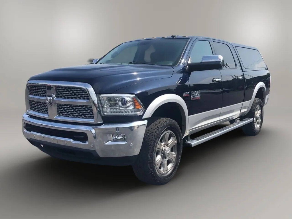 2016 RAM 2500 Image 1