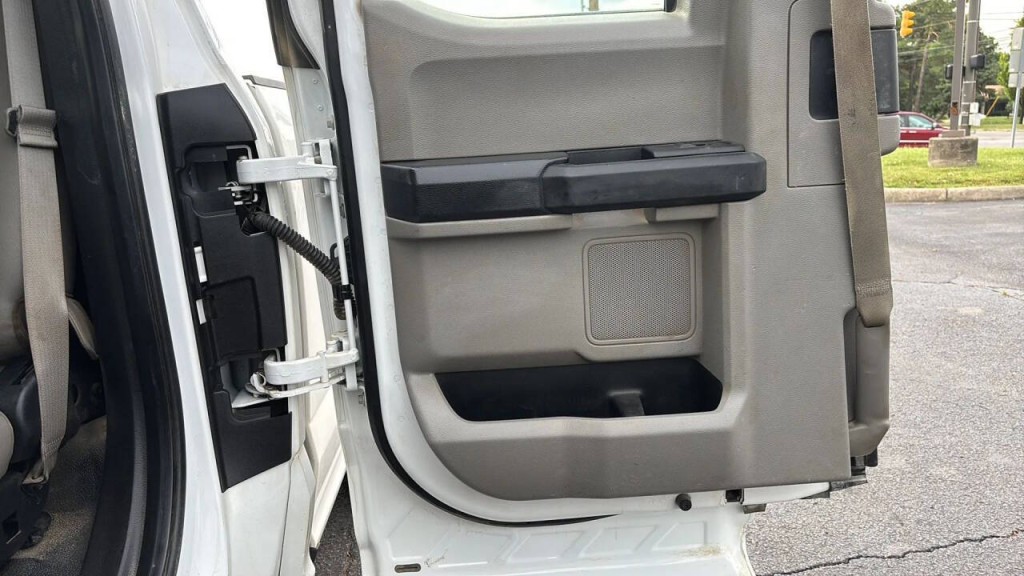 2017 Ford F-250 Image 10