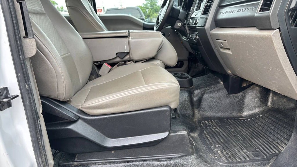 2017 Ford F-250 Image 13
