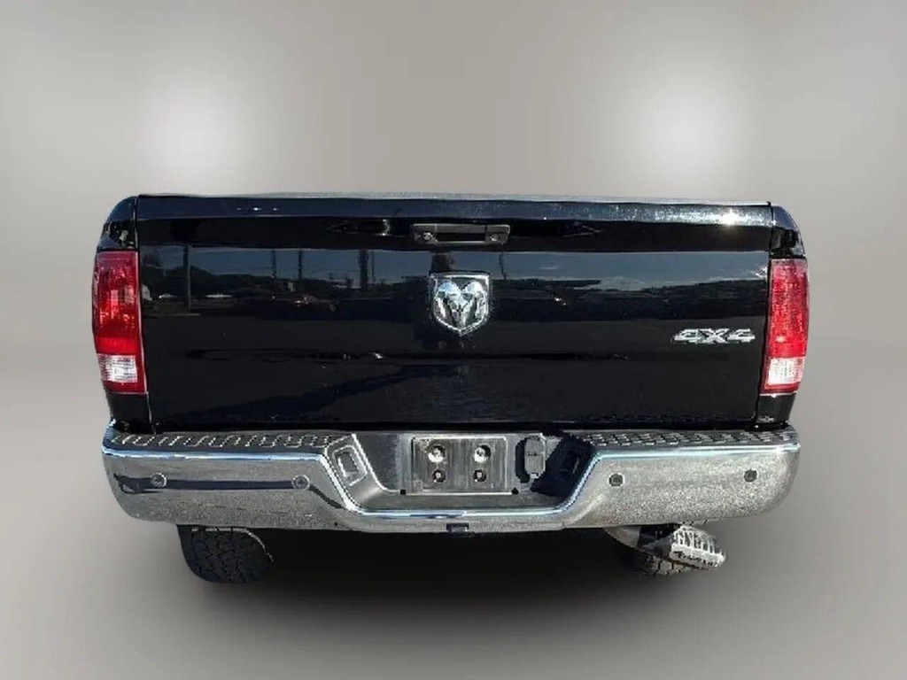 2015 RAM 2500 Image 6