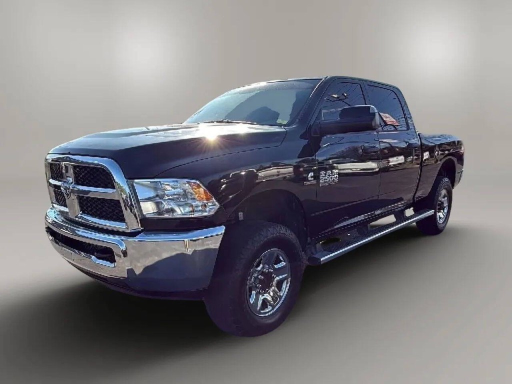 2015 RAM 2500 Image 9