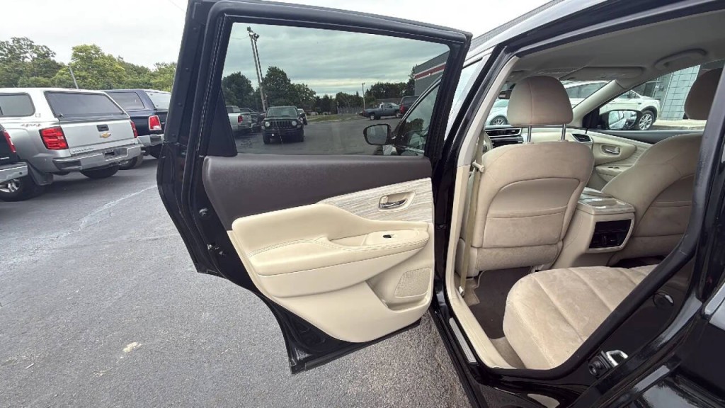 2015 Nissan Murano Image 11