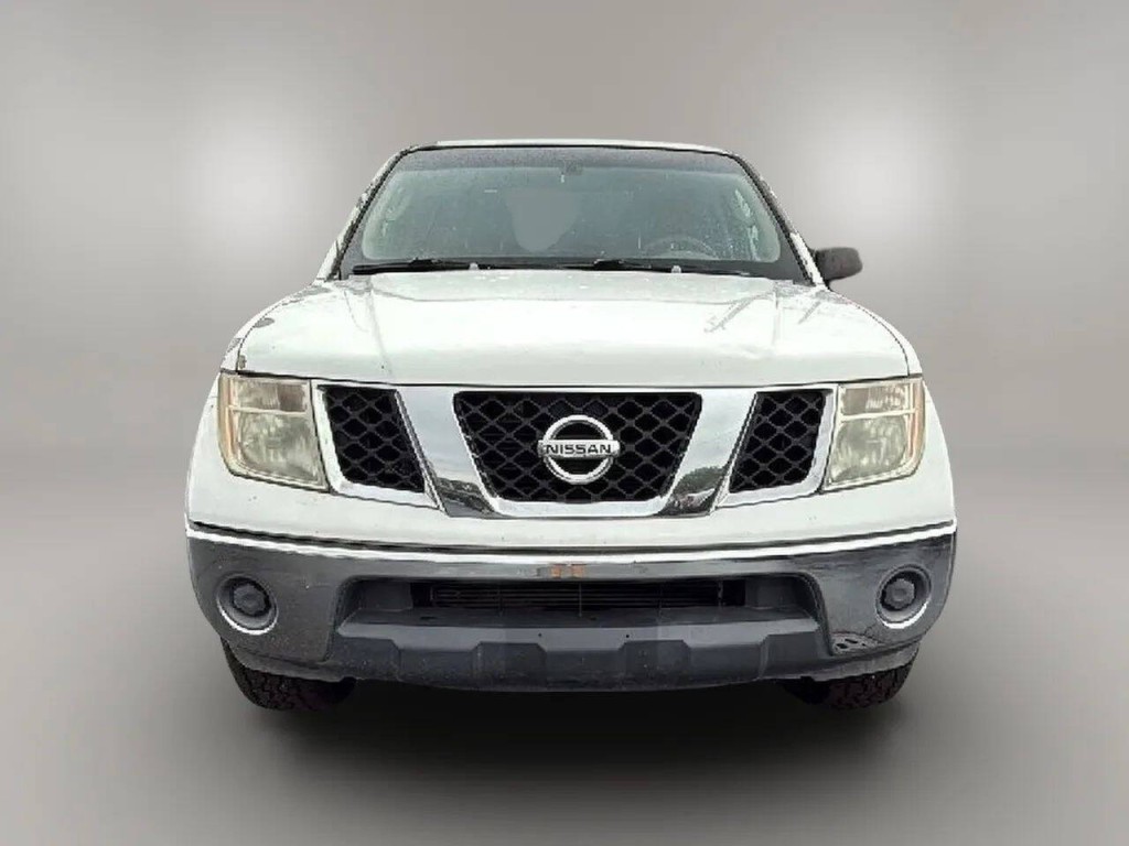2007 Nissan Frontier Image 2