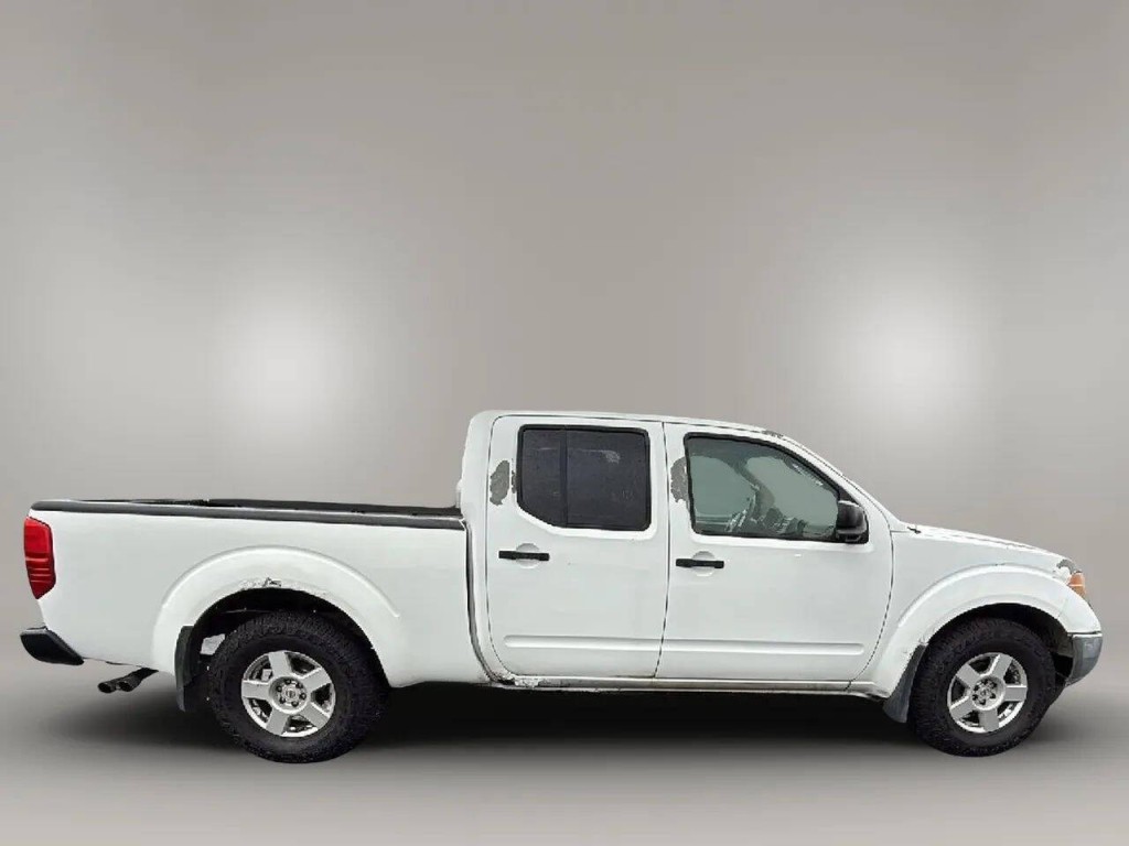 2007 Nissan Frontier Image 4