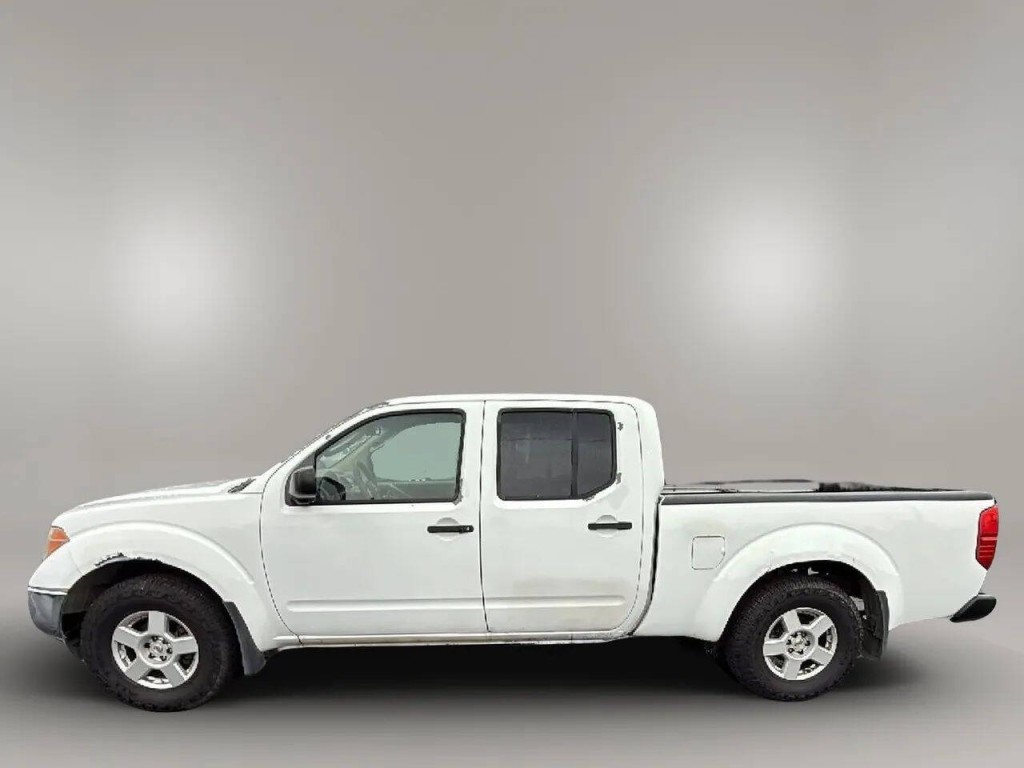 2007 Nissan Frontier Image 8