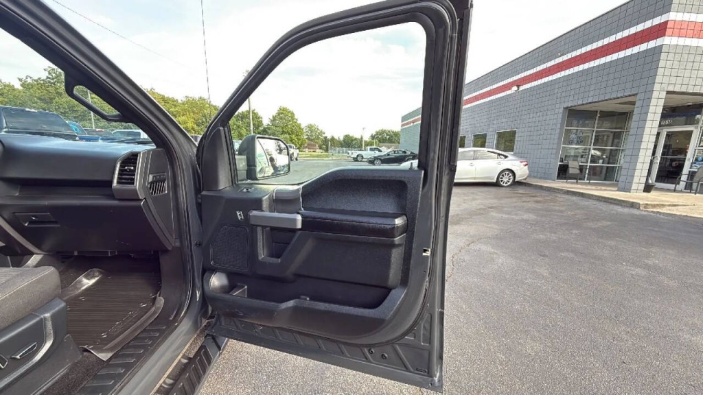 2017 Ford F-150 Image 15
