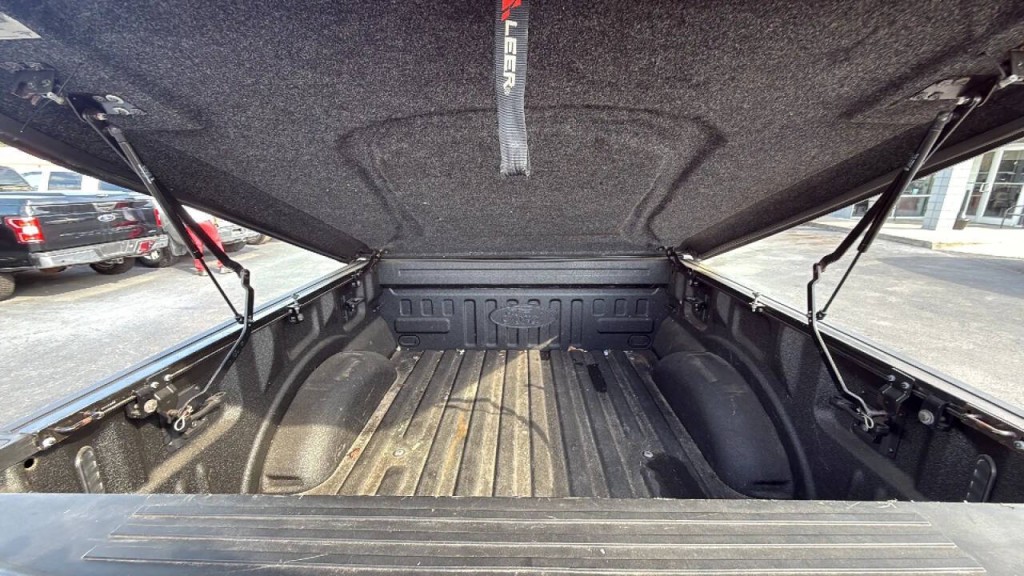 2017 Ford F-150 Image 18