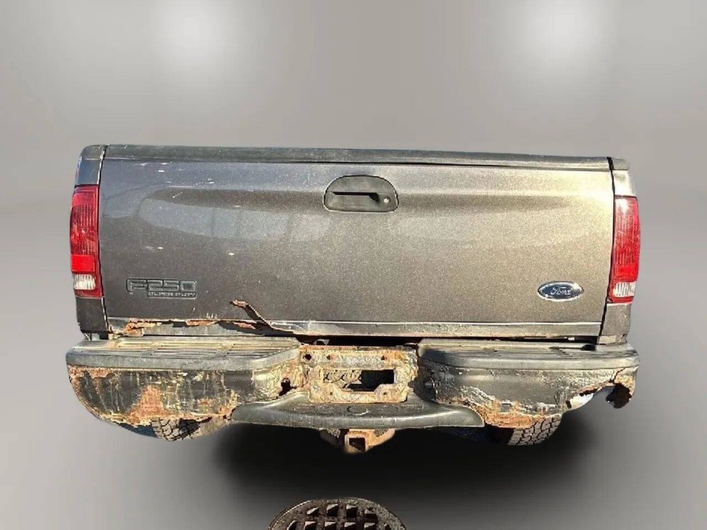 2004 Ford F-250 Image 4