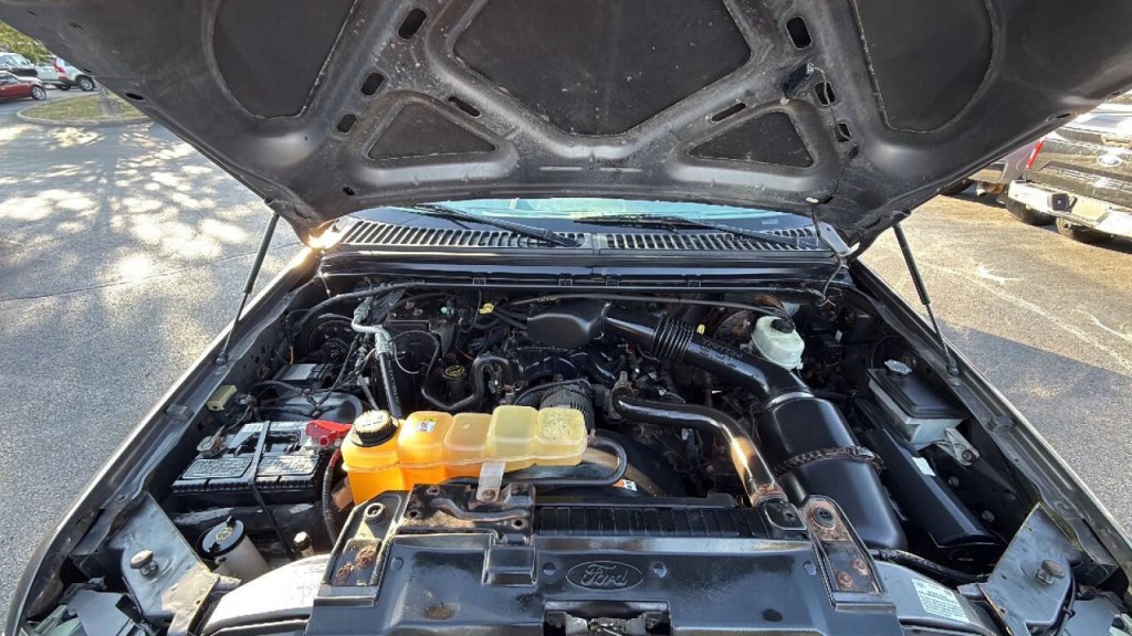 2004 Ford F-250 Image 18