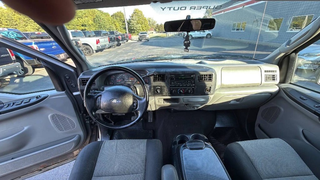 2004 Ford F-250 Image 19