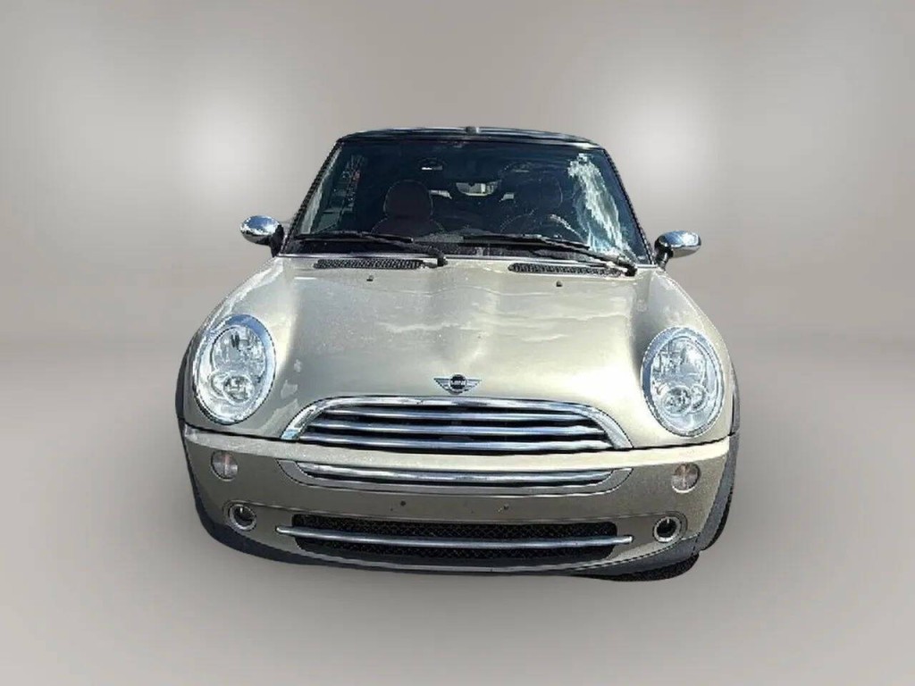 2008 MINI Cooper Image 2