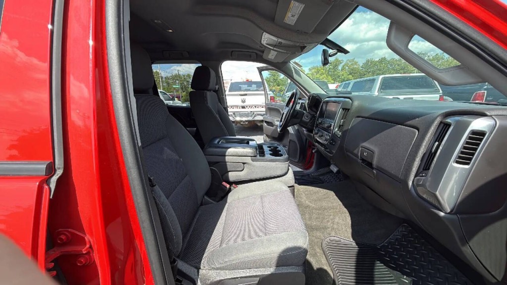 2016 Chevrolet Silverado 1500 Image 17
