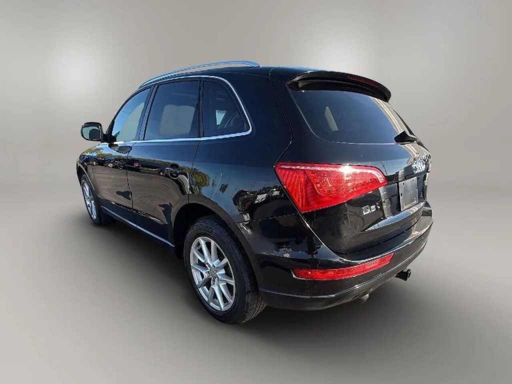 2010 Audi Q5 Image 3