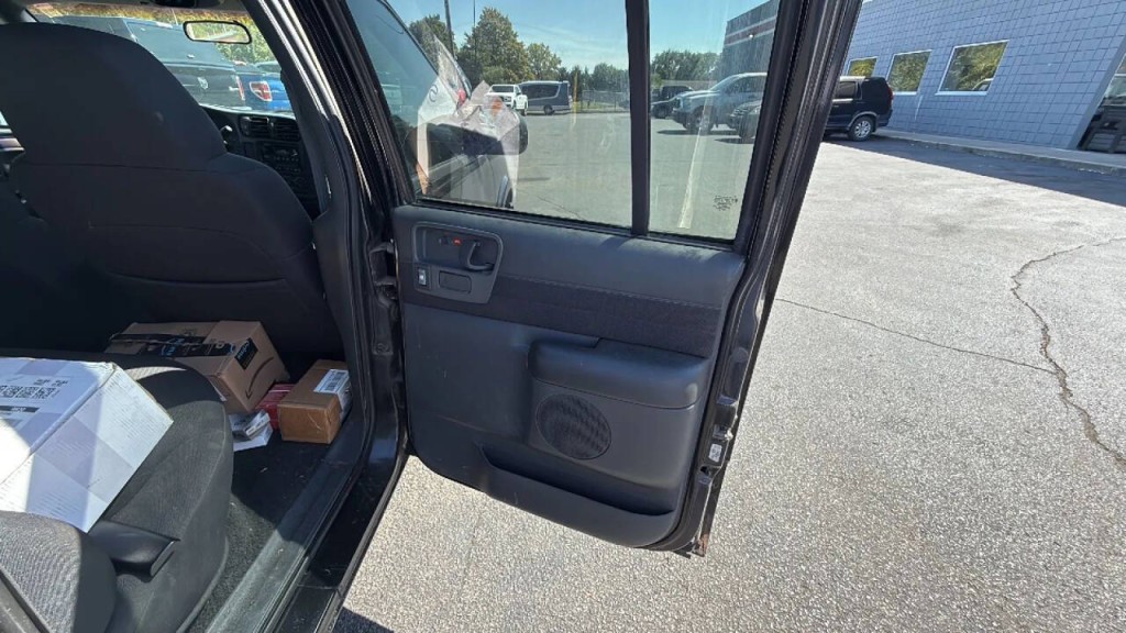 2003 Chevrolet S10 Image 14