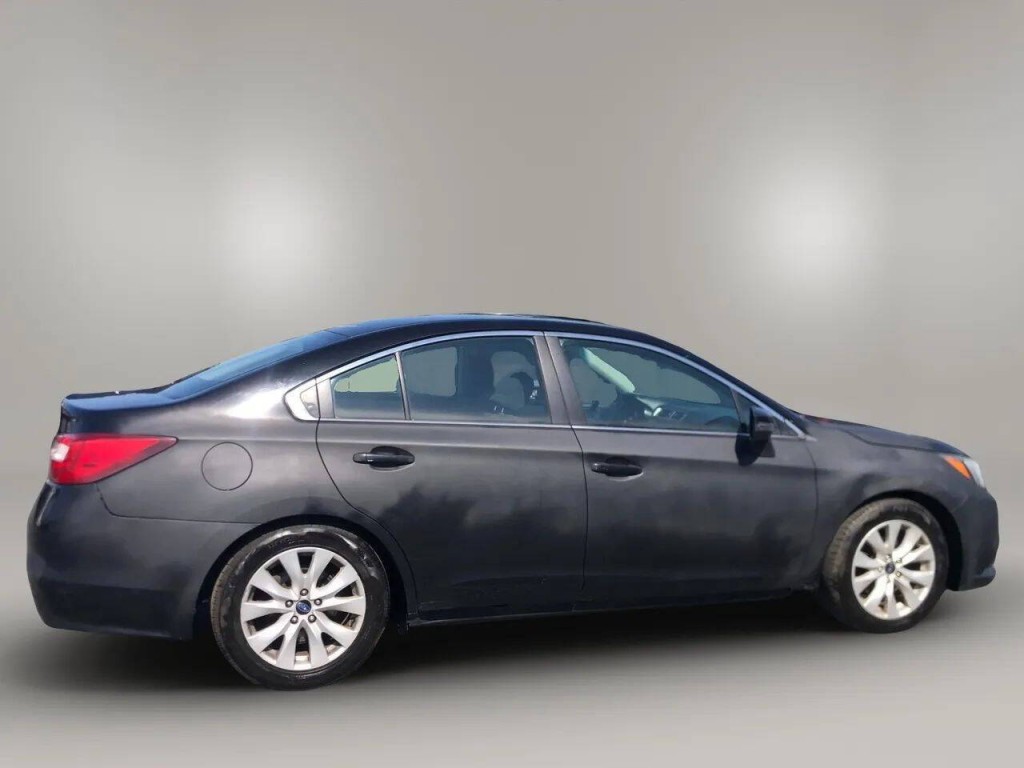 2015 Subaru Legacy Image 6