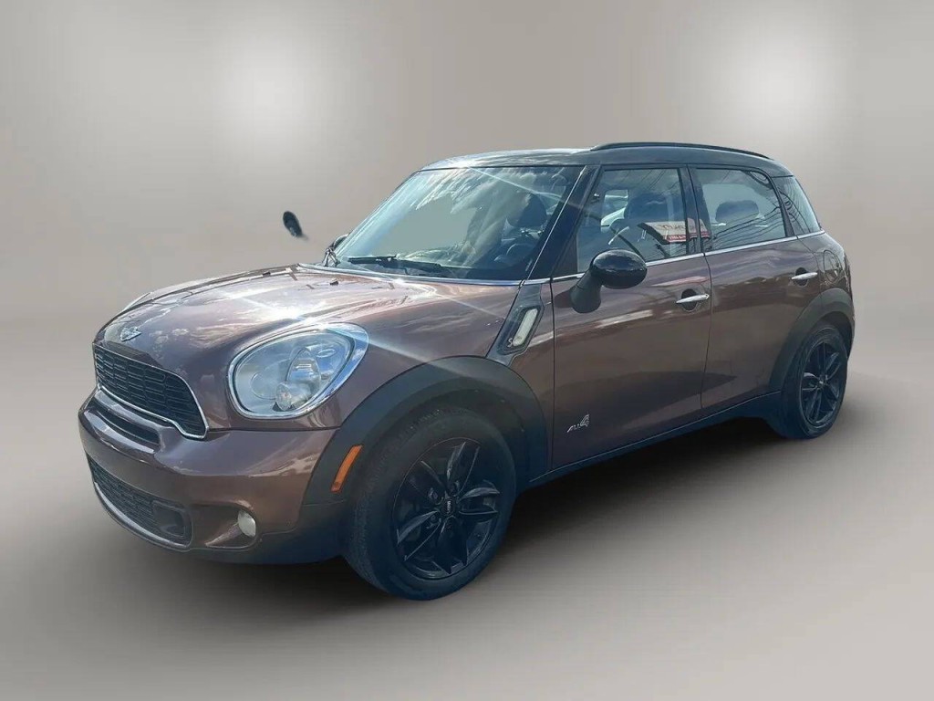 2014 MINI Countryman Image 1