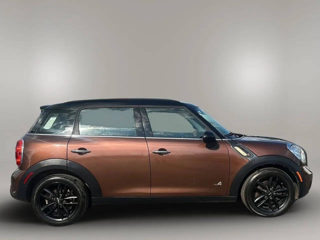 2014 MINI Countryman Image 4