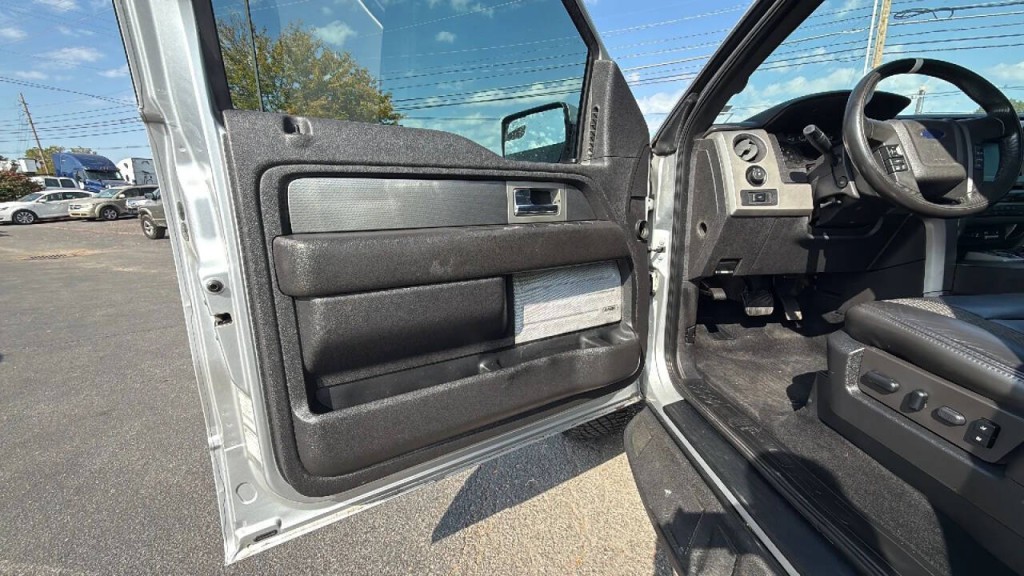 2011 Ford F-150 Image 9