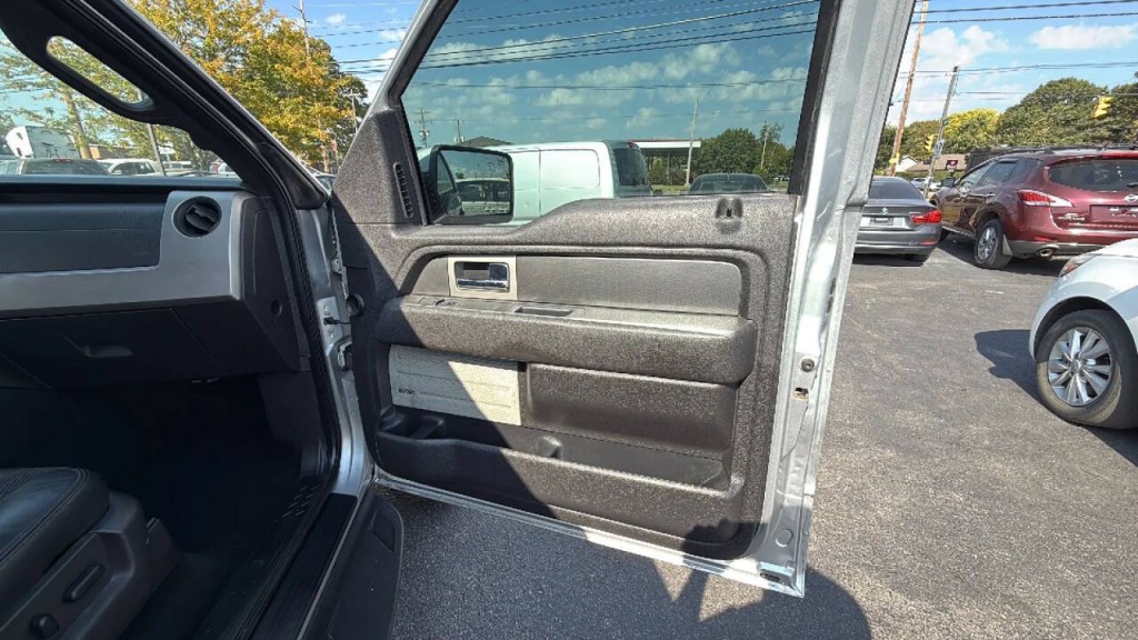 2011 Ford F-150 Image 11