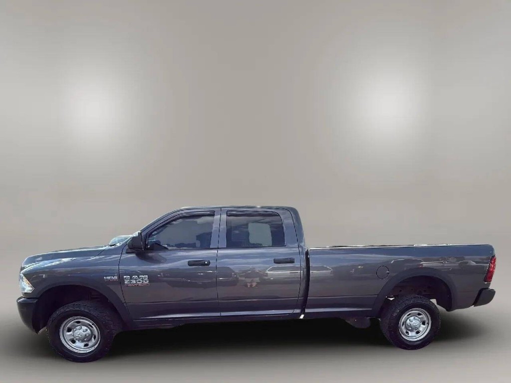 2014 RAM 2500 Image 2