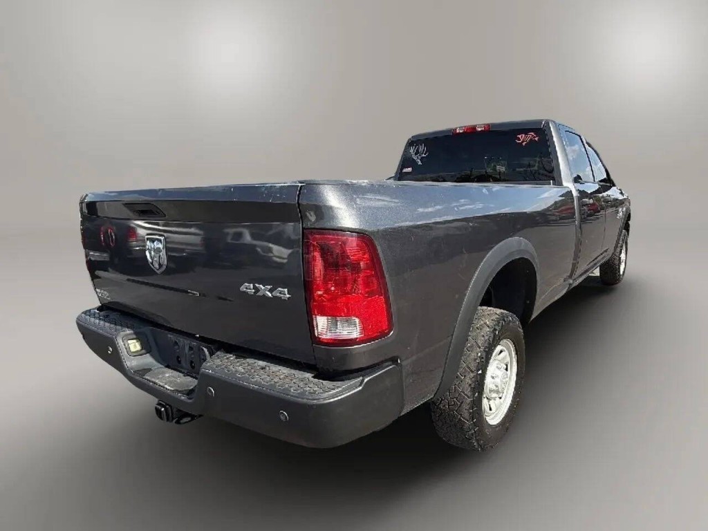 2014 RAM 2500 Image 6