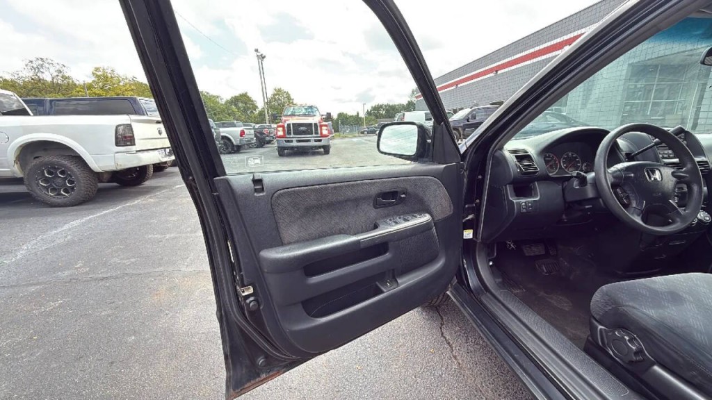 2005 Honda CR-V Image 9