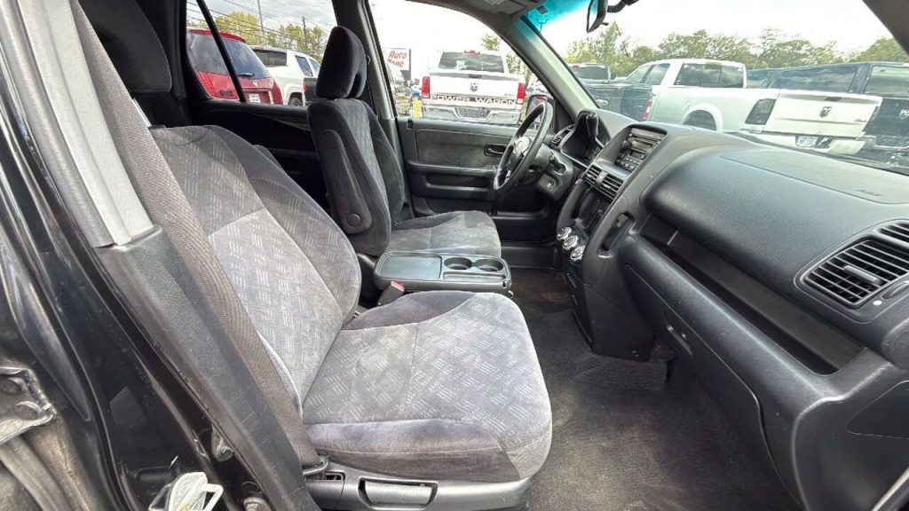 2005 Honda CR-V Image 17