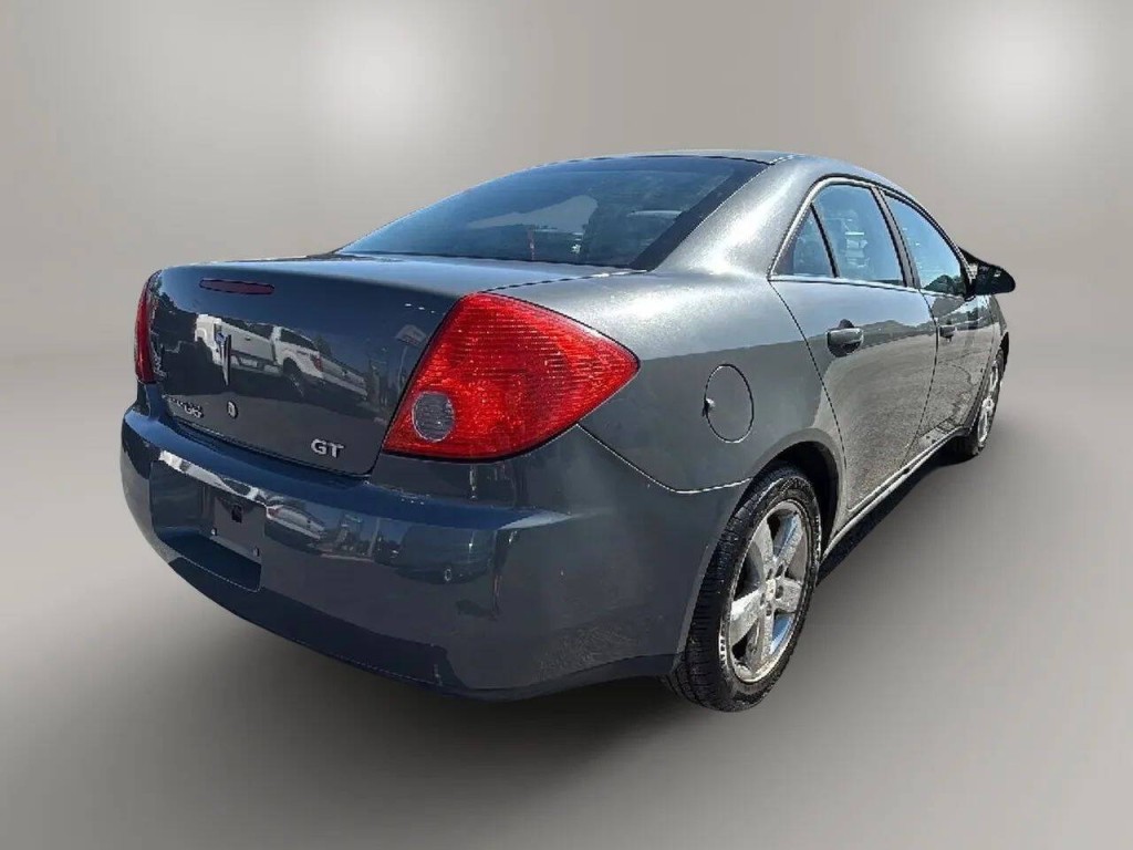 2008 Pontiac G6 Image 5